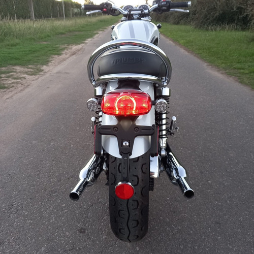Triumph Bonneville T120 Diamond