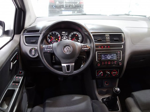 Volkswagen Fox Fox 1.0 MPI BLUEMOTION 12V FLEX 4P MANUAL