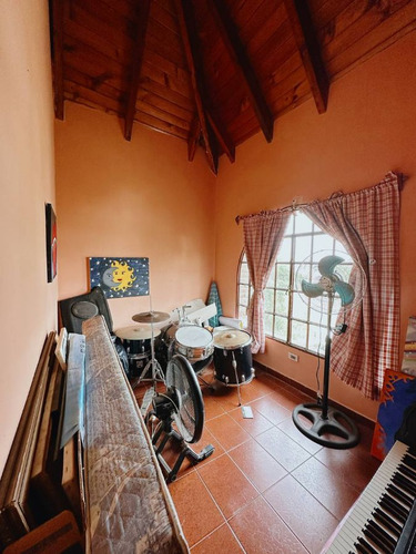 Casa En Venta De 3 Dormitorios C/ Cochera En Villa Buenos Aires