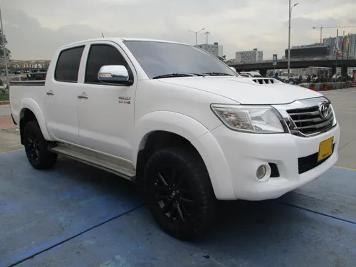 Toyota Hilux Srv 4x4 3000cc At Aa