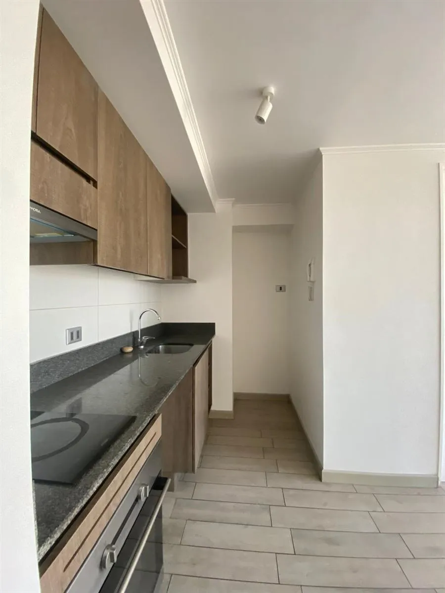 Imagen 3 de 23 de Departamento En Arriendo En La Cisterna