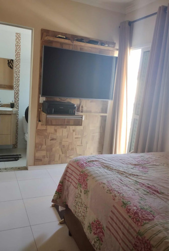 Apartamento Sem Condomínio Com 2 Quartos Sendo 1 Suite