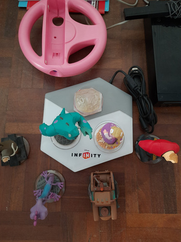 Consola Wii Completo C/14 Juegos, Disney Infinity Y Mucho+ (Usado)
