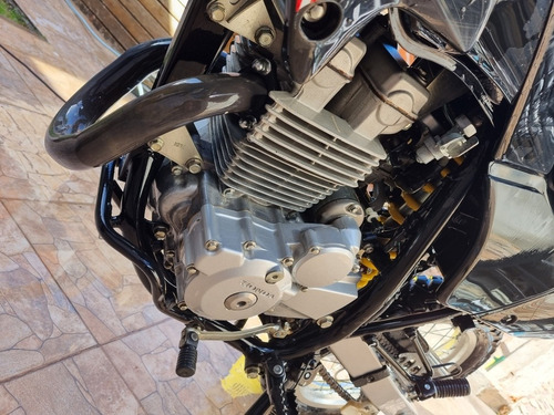 Imagen 3 de 17 de Honda Tornado 250 Cc