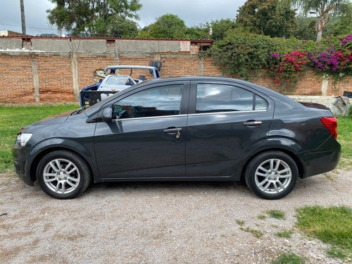 Imagen 4 de 11 de Chevrolet Sonic 2016 1.6 Ltz At