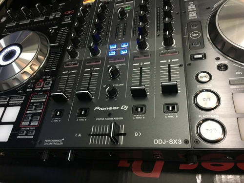 Imagen 3 de 3 de Pioneer Ddj-sx3 4-channel Dj Controller