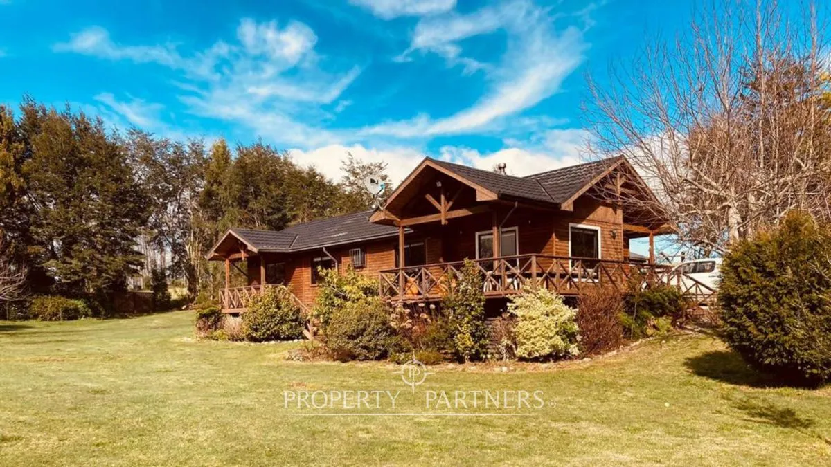Imagen 1 de 16 de Casa Con Preciosa Vista Al Volcán Villarrica
