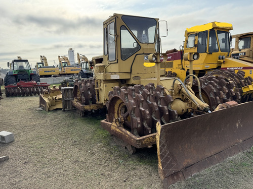Compactador Caterpillar 815
