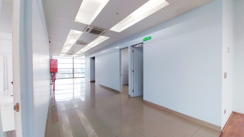 Edificio Oficinas Ascensores Equipado Arriendo Quinta Normal