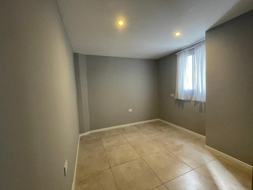 Departamento En Venta - 3 Dormitorios 2 Baños - 85mts2 - La Plata