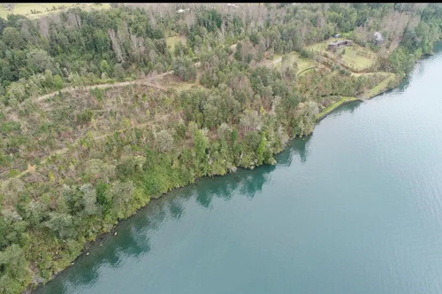  Se Vende Parcela Con  Playa Lago Calafquen