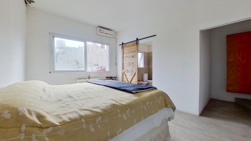 Casa En Vicente Lopez - Venta