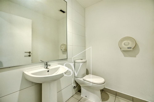 Planta Libre, Amplia Y Cómoda Oficina En Venta En Huechuraba