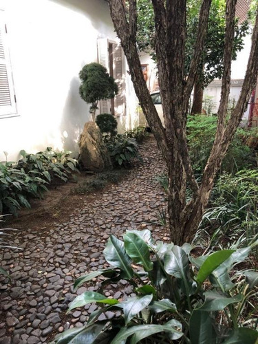 Casa À Venda No Bairro Jardim Europa - São Paulo/sp - O-10370-19799