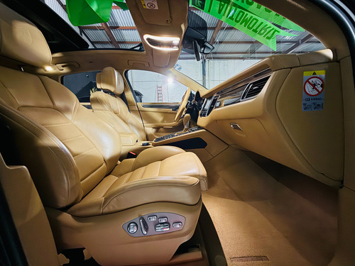 Porsche Macan Turbo 2015