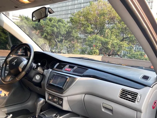 Mitsubishi Lancer Touring