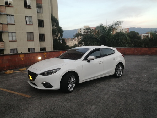 Mazda 3 2.0 Touring