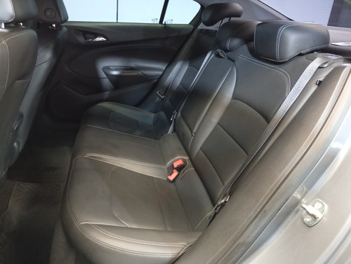 Chevrolet Cruze II 1.4 Sedan Lt