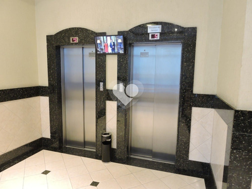 Imagem 19 de 21 de Excelente Sala Comercial Desocupada, Em Avenida Movimentada. - Reo427056