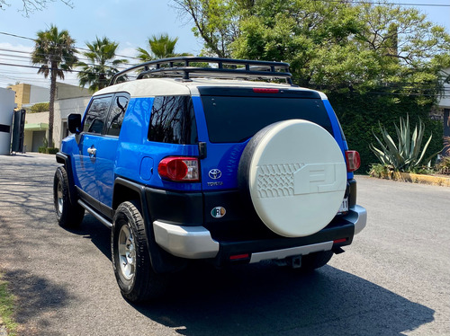 Toyota Fj Cruiser 3p Premium Aa Ee Ra Abs 4x4 At
