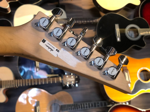 Imagen 5 de 8 de Guitarra Jackson Js30dk Dinky Floyd Superstrato De Outlet