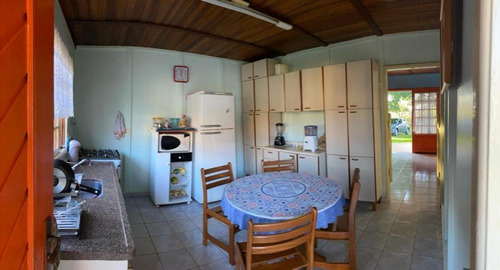 Imagem 20 de 30 de Essa É A Chácara Perfeita Para Quem Está Em Busca De Segurança E Principalmente Conforto, Confira: - 1684