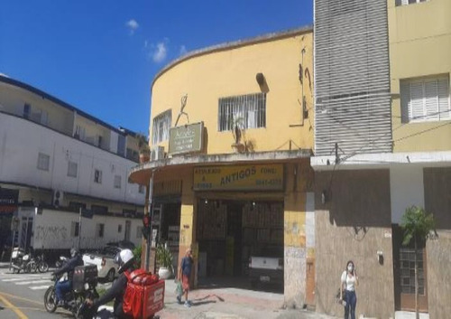 Predio Com 15 Apartamentos E Salão Comercial