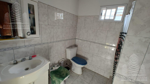 Dúplex De 2 Dormitorios C/ Cochera En Costa Azul.