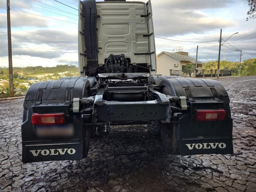 Imagem 4 de 9 de Fh-500 Globetrotter 6x2