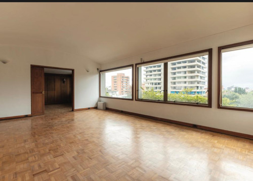 Arriendo Penthouse Av 82 Con Vista Panorámica.