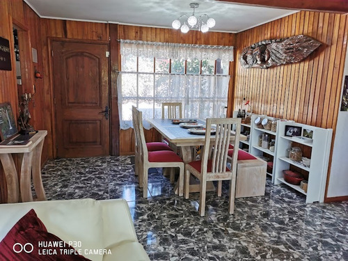 Excelente Casa En Bahía Chila Con Lancha Incluida