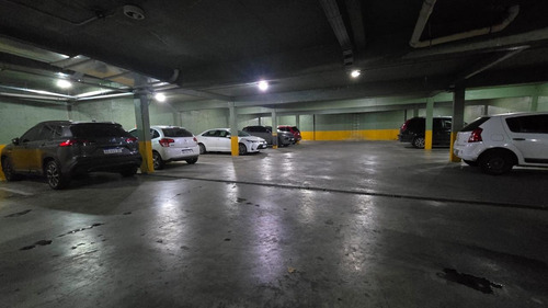 Gran Piso Venta 4 Ambientes En Lomas De Zamora