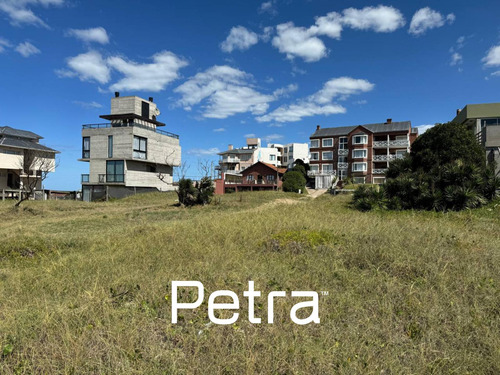 Terreno Multifamiliar En Venta En Mar De Ostende, Pinamar