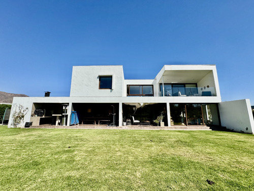 Las Brisas De Chicureo