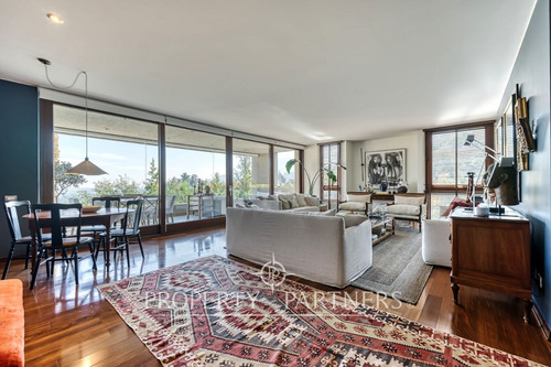 Moderno Penthouse Con Vista Despejada