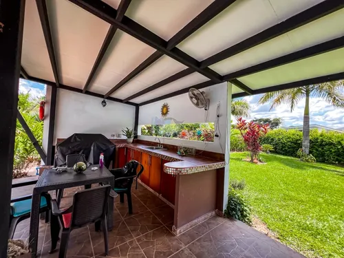 En Venta Casa Campestre En Condominio En Restrepo, Meta