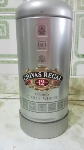 Lata Vacia De Chivas Regal (Usado)
