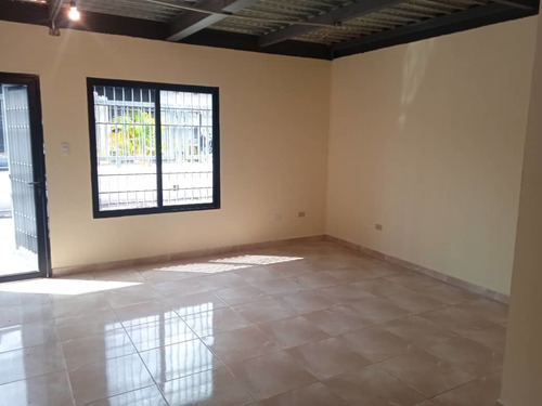 Imagen 9 de 12 de Leal Pérez Vende Galpón, San Diego Los Jarales Soloclientes