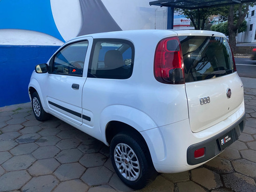 Fiat Uno 1.0 EVO VIVACE 8V FLEX 2P MANUAL