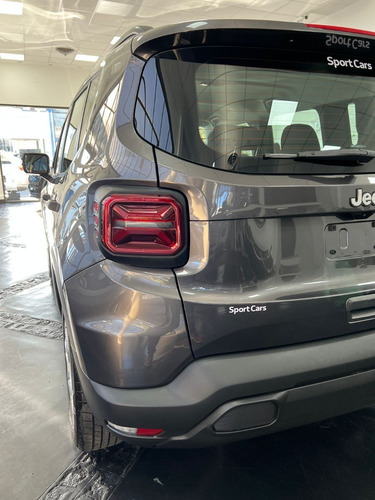 Imagen 4 de 15 de Jeep Renegade 1.8 Sport