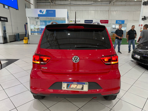 Volkswagen Fox 1.0 MPI TRACK 12V FLEX 4P MANUAL