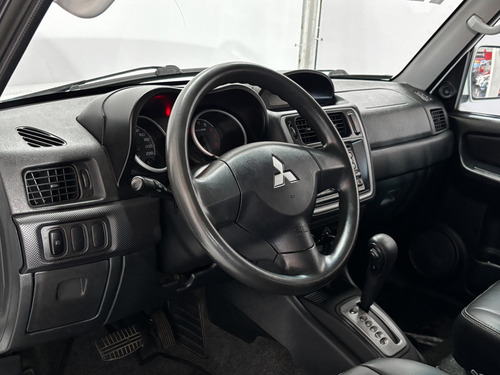 Mitsubishi Pajero TR4 2.0 4X2 16V 140CV FLEX 4P AUTOMÁTICO