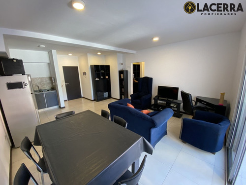 Imagen 7 de 18 de Hermoso Semipiso En Villa Ballester Centro!