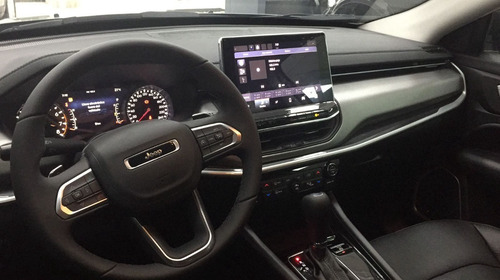 Imagen 11 de 16 de Jeep Compass 1.3t Longitude Plus At6 4x2