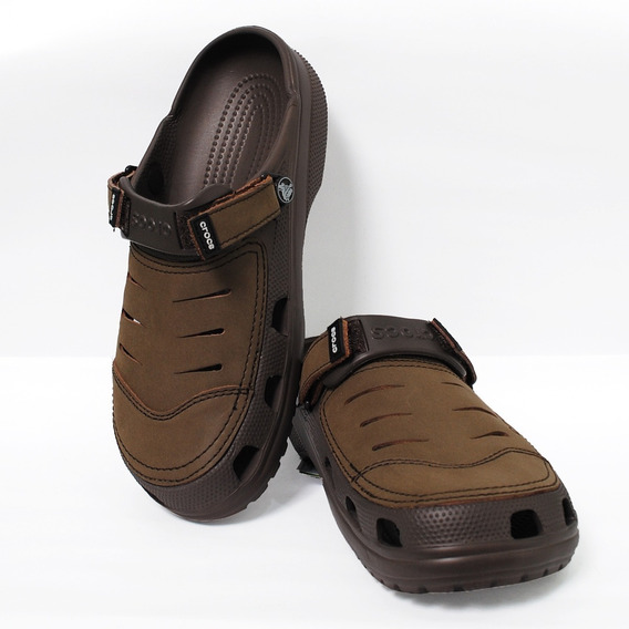 Hombre Zapatos de Sandalias y chanclas de Chanclas de dedo y de pala Chanclas Crocs™ de hombre de color Negro Classic All Terrain 