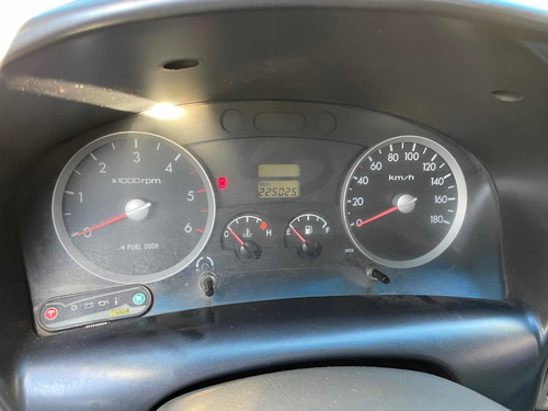 Imagen 7 de 7 de Hyundai H100 H100