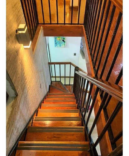 Imagen 6 de 14 de Casa Con Pileta Y Amplio Parque - Luis Guillon