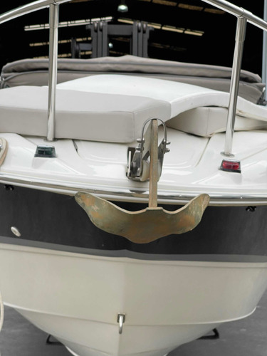 Imagen 19 de 24 de Quicksilver 2500 Yamaha 300 Hp 4 Tiempos 2017 2400