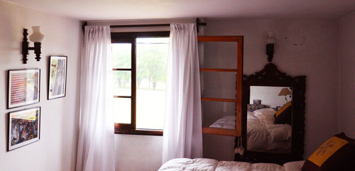 Casa C/ Dos Dormitorios Grandes + Local - Molinari Cosquín
