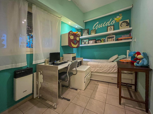 Imagen 22 de 27 de Casa De Pasillo Con 2 Dormitorios Y Patio En Barrio Lourdes
